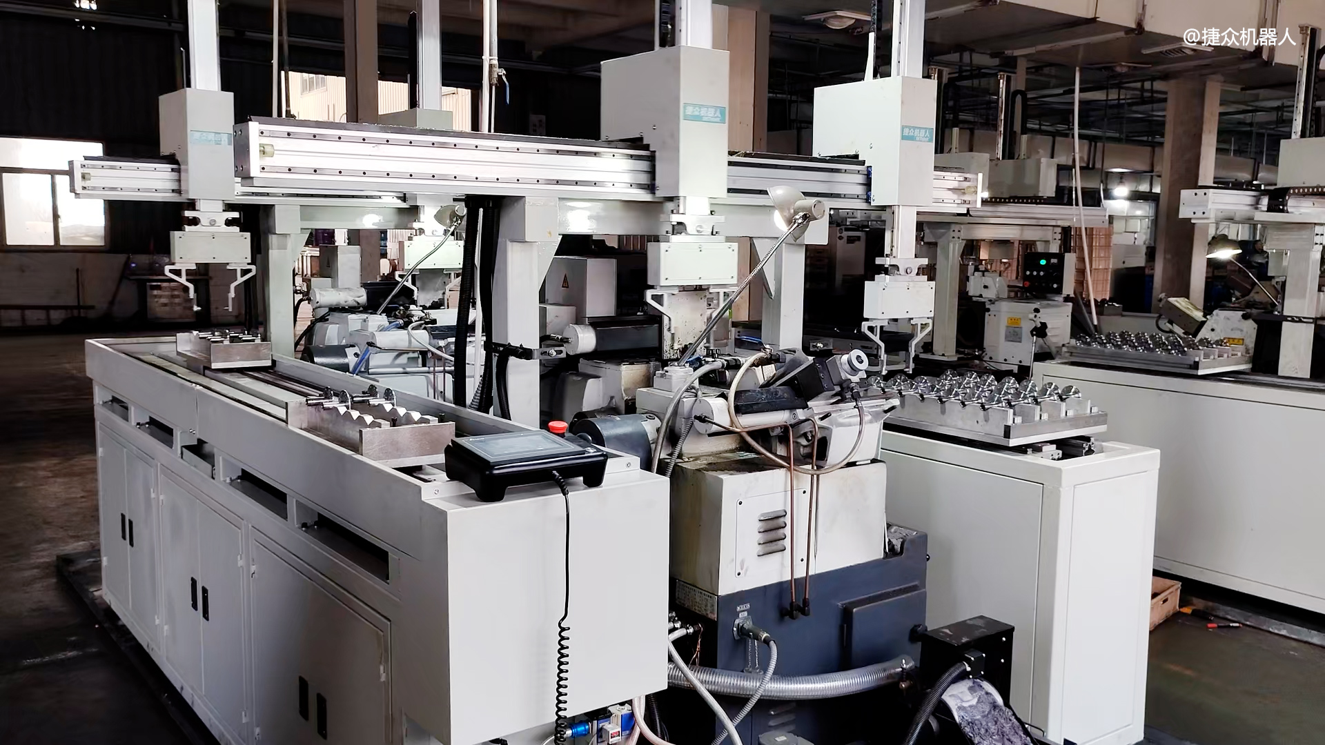 無(wú)心磨床切入磨二連機(jī)案例視頻